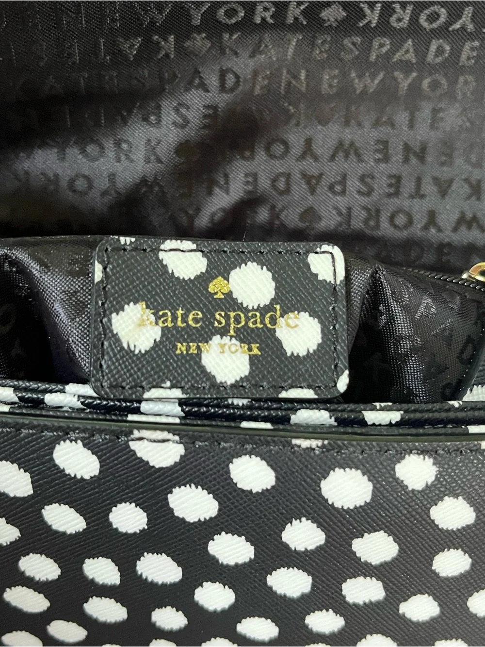 kate spade Black & White Polka Dot Large Laurel Way Carsen handbag EUC